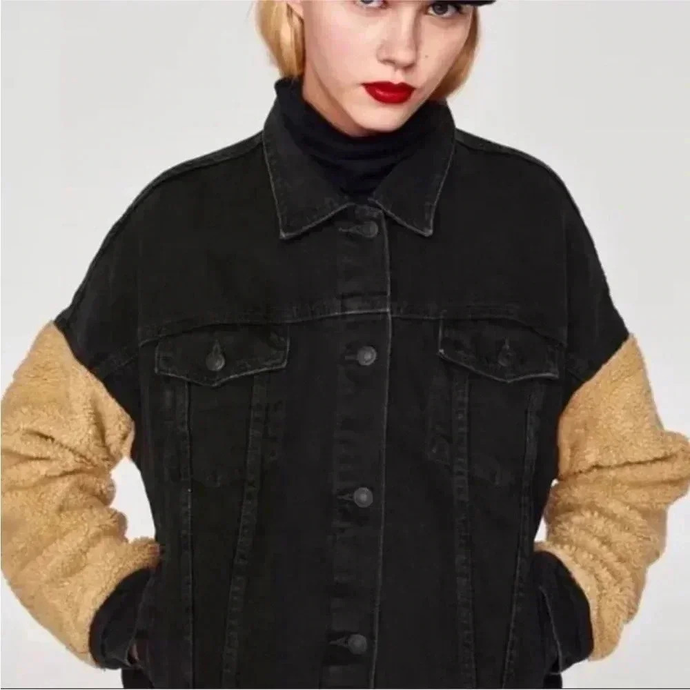 NWT Zara Black Denim Jacket with Sherpa Sleeves Sz M